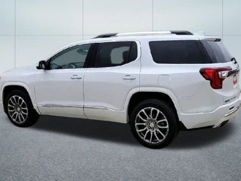 Certified 2023 GMC Acadia Denali w/ Denali Ultimate Package image 8