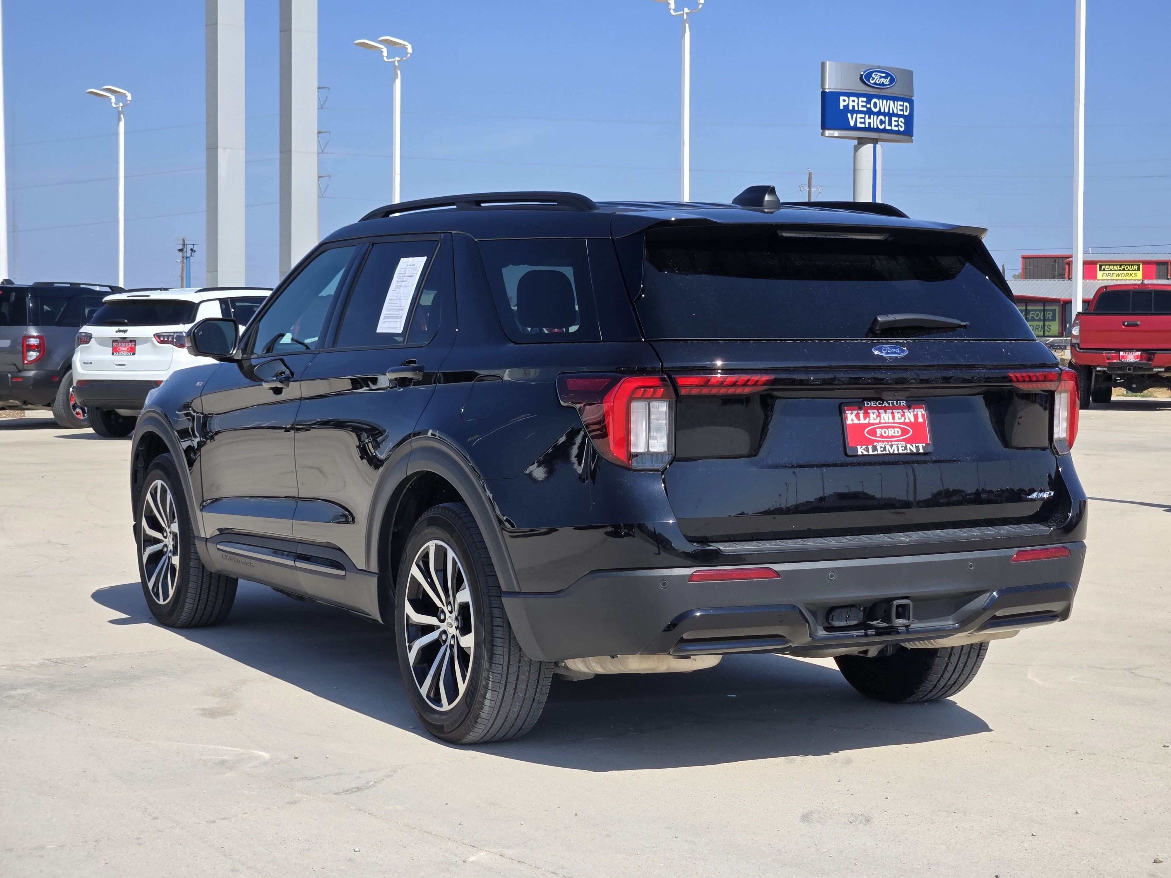 Used 2025 Ford Explorer ST-Line AWD/4WD image 4
