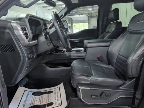 Used 2025 Ford F250 4x4 Crew Cab Super Duty image 9