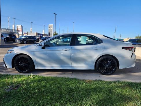 Used 2023 Toyota Camry XSE image 8