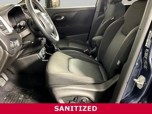 Used 2021 Jeep Renegade Latitude w/ Sun & Sound Group AWD/4WD image 19