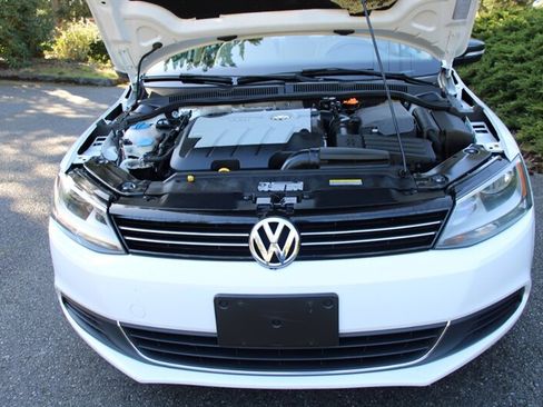 Used 2014 Volkswagen Jetta TDI image 20