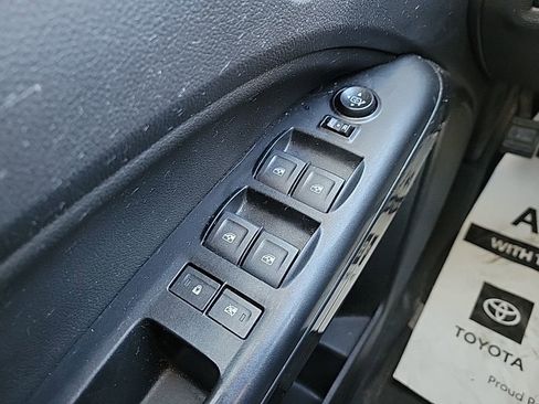 Used 2018 GMC Canyon All Terrain image 30