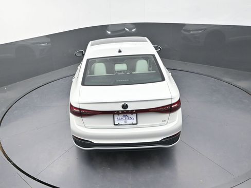 New 2026 Volkswagen Jetta SE image 15