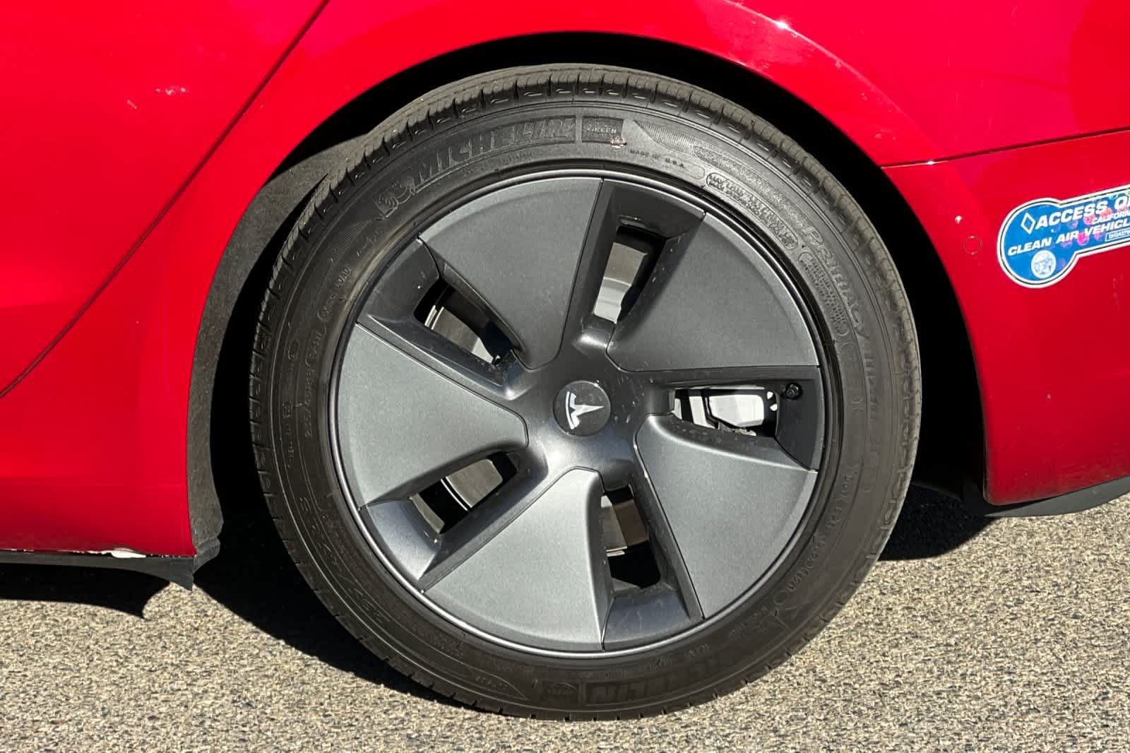 Used 2021 Tesla Model 3 Standard Range Plus RWD image 25
