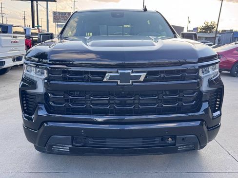 Used 2024 Chevrolet Silverado 1500 RST w/ Convenience Package II AWD/4WD image 2