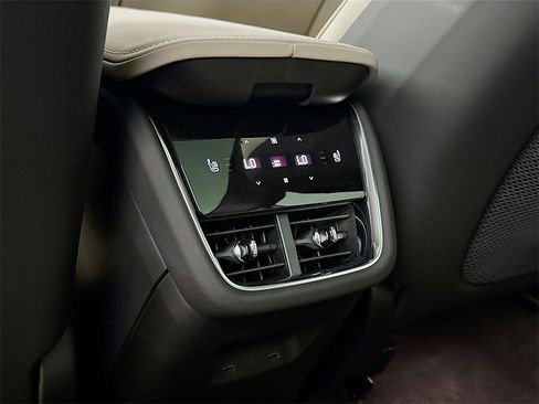 New 2025 Volvo EX90 Plus image 26