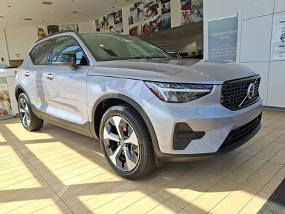 Certified 2026 Volvo XC40 B5 Core w/ Climate Package