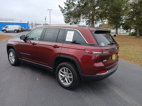 Certified 2023 Jeep Grand Cherokee Limited image 10