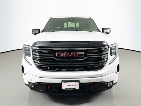 Used 2025 GMC Sierra 1500 AT4 w/ AT4 Premium Package AWD/4WD image 2