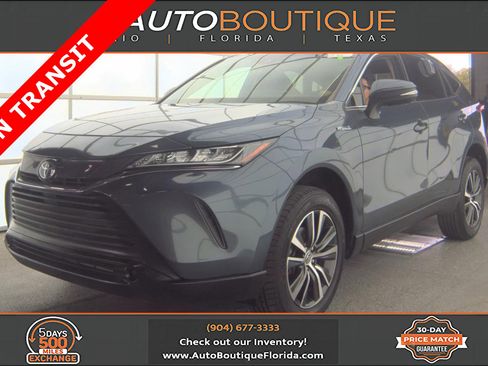 Used 2021 Toyota Venza LE image 1