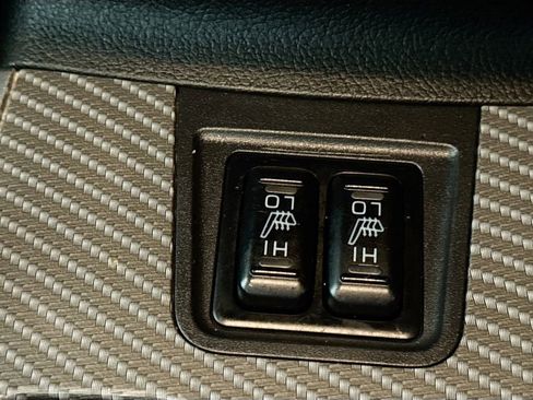 Used 2022 Mitsubishi Outlander LE image 17