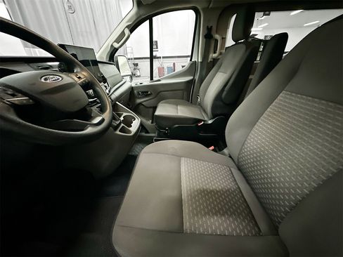 Used 2023 Ford Transit 350 XLT image 20