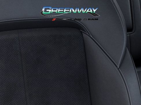New 2025 Jeep Grand Cherokee Altitude RWD image 20