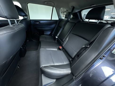 Used 2016 Subaru Outback 2.5i Limited AWD/4WD image 24