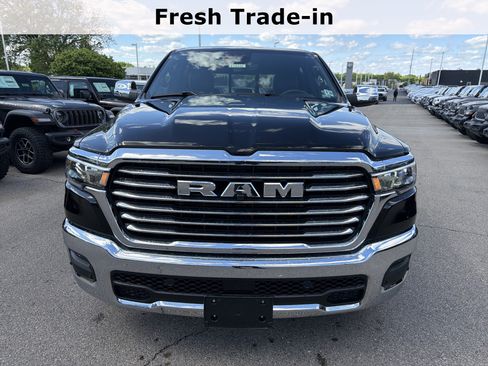 Used 2025 RAM 1500 Laramie AWD/4WD image 3