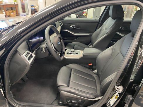 Used 2025 BMW 330i xDrive Sedan image 15