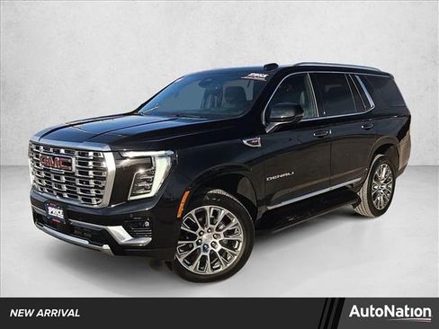 Used 2025 GMC Yukon Denali image 1