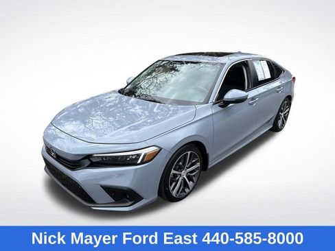 Used 2024 Honda Civic Touring image 3
