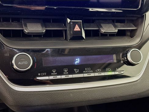 Used 2024 Toyota Corolla LE image 24