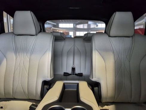 New 2026 Acura MDX Type S image 17