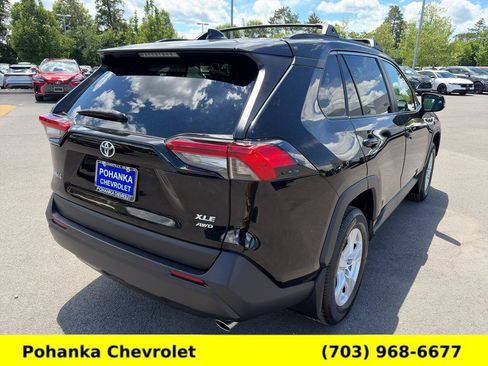Used 2020 Toyota RAV4 XLE w/ Convenience Package AWD/4WD image 7