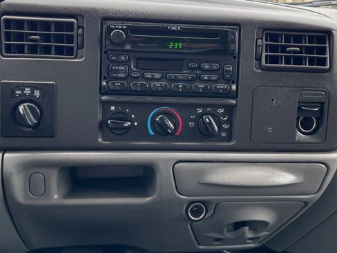 Used 2002 Ford F350 4x4 Crew Cab Super Duty image 20