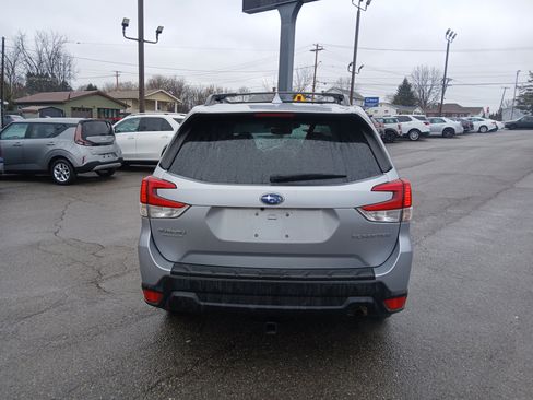 Used 2021 Subaru Forester Premium w/ Popular Package #1 image 4