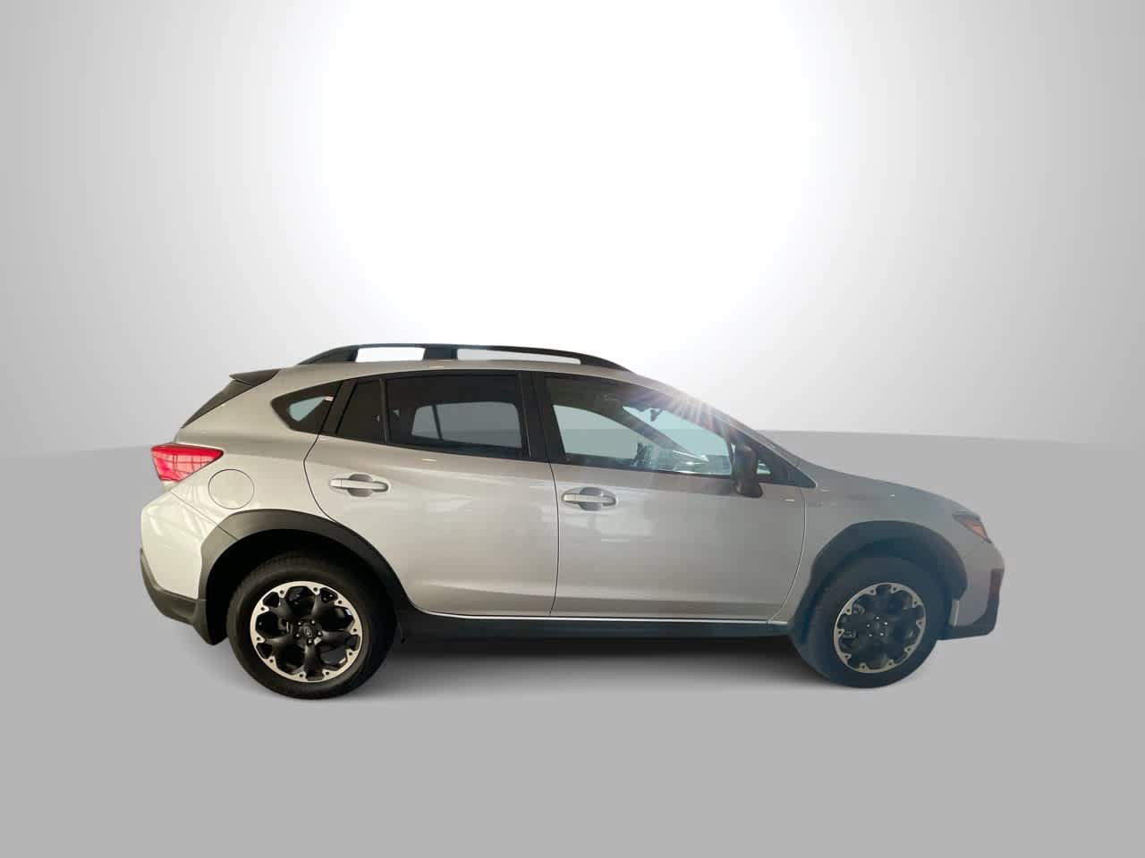 Used 2022 Subaru Crosstrek 2.0i AWD/4WD image 9