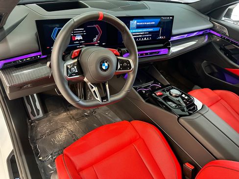 Used 2026 BMW M5 w/ Carbon Package AWD/4WD image 8
