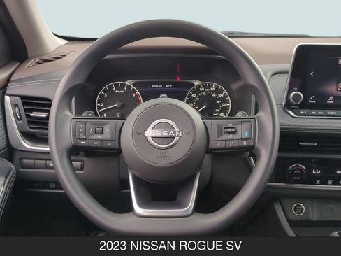 Used 2023 Nissan Rogue SV FWD image 12