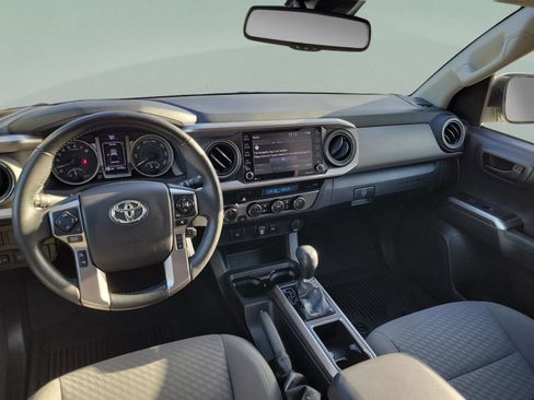 Used 2022 Toyota Tacoma SR5 image 15
