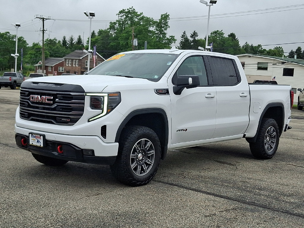 Used 2025 GMC Sierra 1500 AT4 AWD/4WD image 4