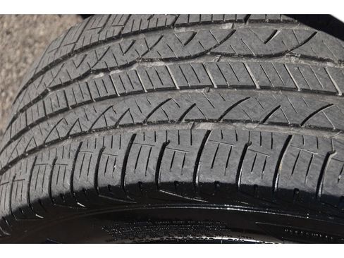 Used 2020 Toyota Corolla LE image 11