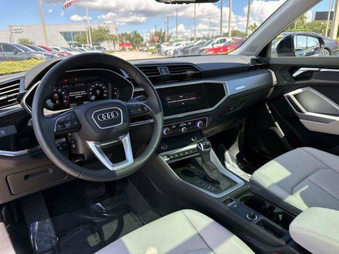 Certified 2025 Audi Q3 2.0T Premium AWD/4WD image 16
