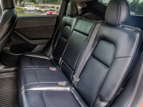 Used 2022 Tesla Model Y Performance AWD/4WD image 28