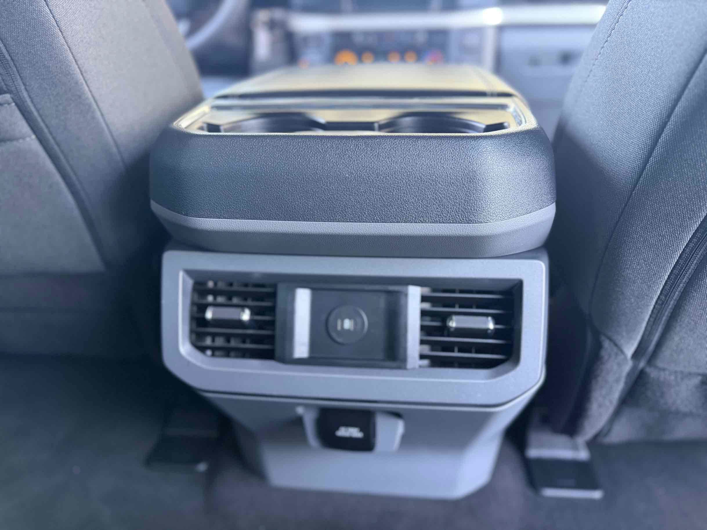 Used 2025 Ford F250 XLT w/ FX4 Off-Road Package AWD/4WD image 19