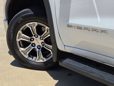 Used 2021 GMC Sierra 1500 SLT w/ SLT Convenience Package RWD image 32
