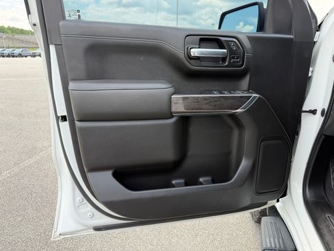Used 2021 Chevrolet Silverado 1500 LTZ AWD/4WD image 22