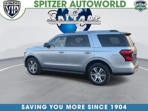 Used 2024 Ford Expedition Limited image 7