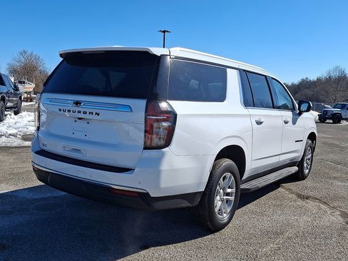 Used 2023 Chevrolet Suburban LS image 11
