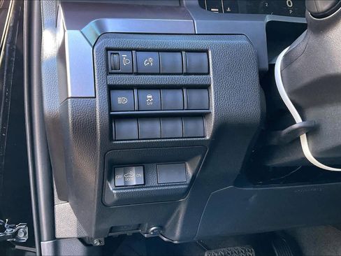 New 2026 Toyota Tacoma SR5 image 20