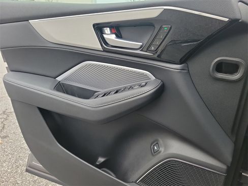 New 2026 Acura MDX FWD image 22