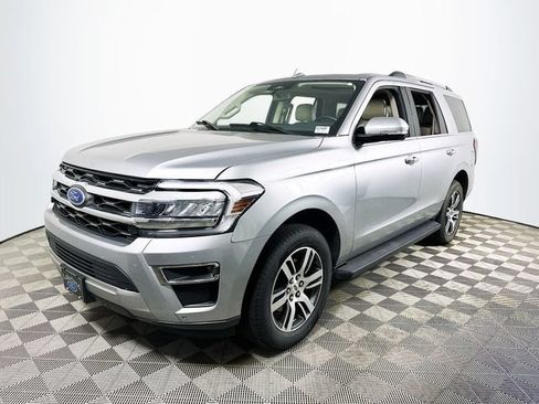 Used 2024 Ford Expedition Limited AWD/4WD image 7