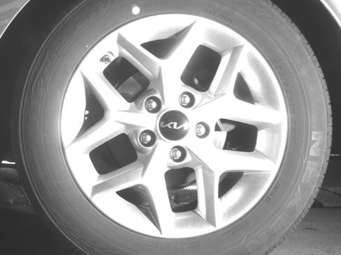 Used 2025 Kia Soul LX w/ LX Technology Package image 14