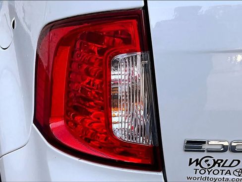 Used 2013 Ford Edge SE FWD image 28