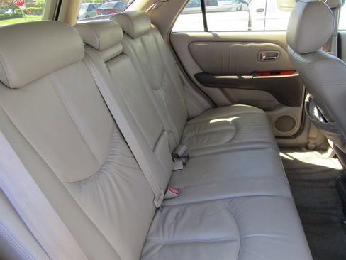 Used 2002 Lexus RX 300 image 6