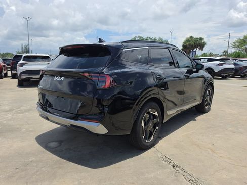 New 2026 Kia Sportage SX FWD image 8