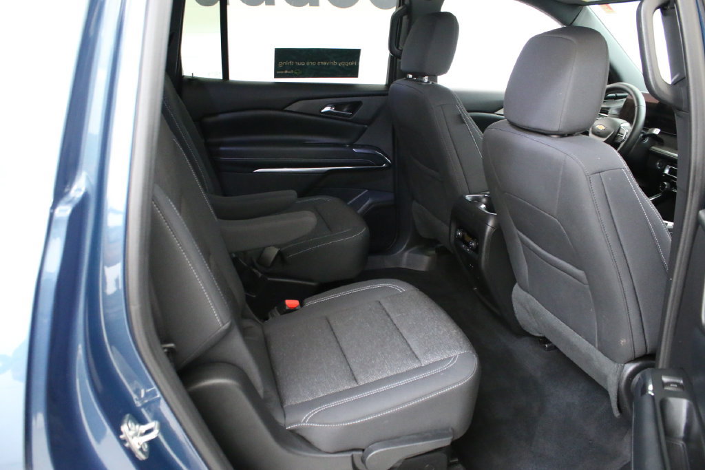 Certified 2026 Chevrolet Traverse LT FWD image 30