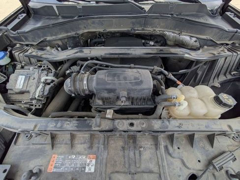 Used 2020 Ford Explorer Limited w/ Class III Trailer Tow Package image 16